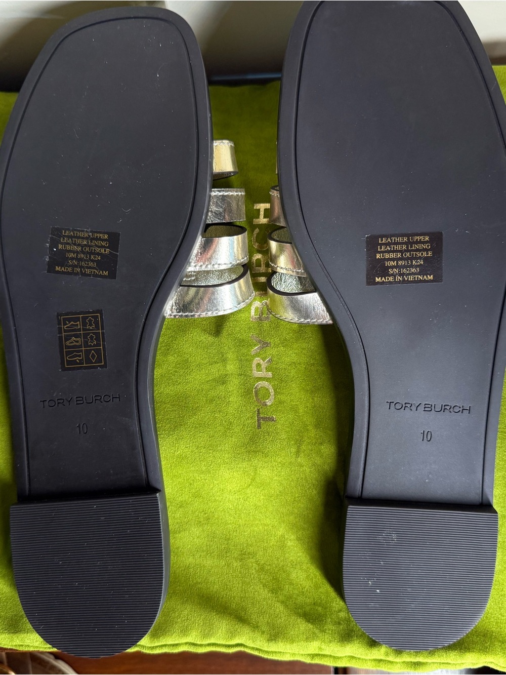 Tory Burch Gold Logo Slide Sandals - Picture 4 of 4
